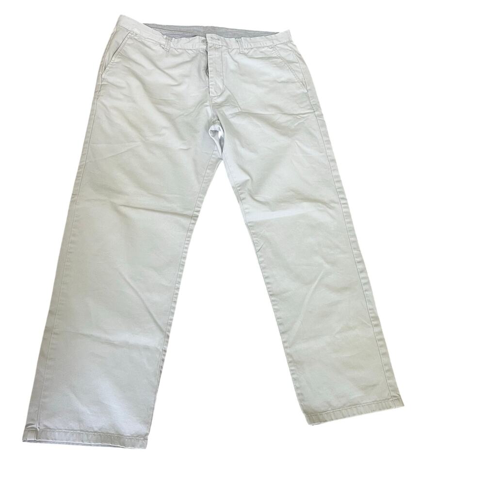 Calvin Klein Stone Gray Tapered Chino Pants – Men’s 36W x 30L